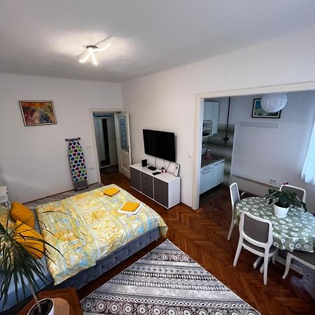 Nina Apartment Сараево Экстерьер фото