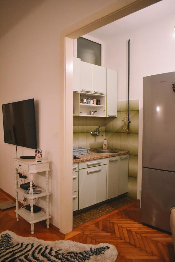 Nina Apartment Сараево Экстерьер фото